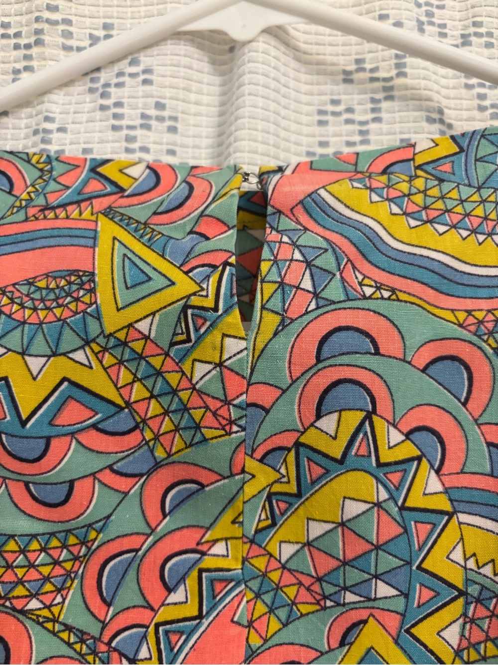 VINTAGE: Psychedelic ‘60s/‘70s Boxy Crop Top (Handmade/sewn) - Picture 3 of 11